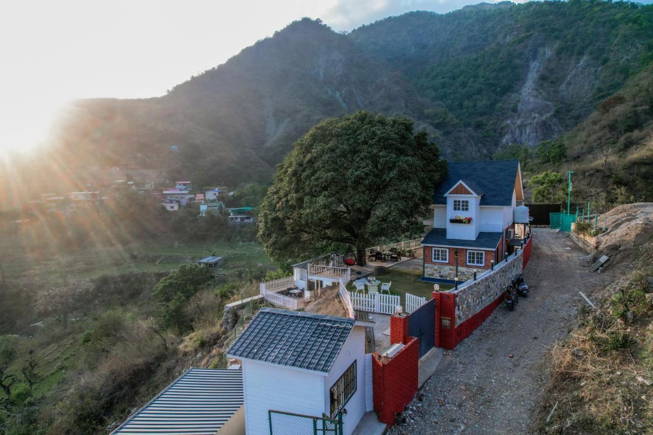 Saffronstays Woodpeckers Villa, Dehradun Rajpur Luaran gambar